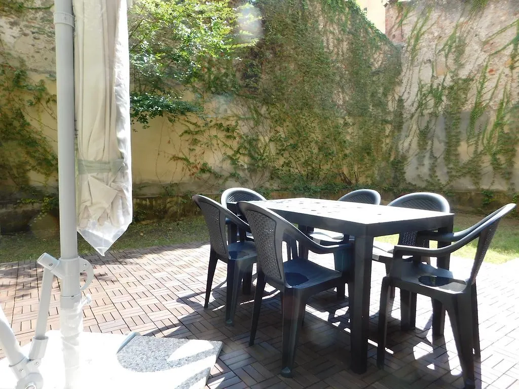 Garden Apartment Vérone 0*,  Italie